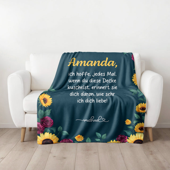 Kuscheldecke mit Namen – Weich, Warm & Persönlich-FaceeCo