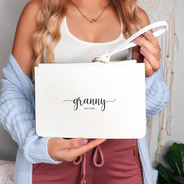 Granny Seit Personalisierte Clutch Tasche | Einzigartiges Accessoire für Oma-FaceeCo