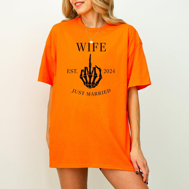 Just Married T-Shirt, personalisiert mit eurem Hochzeitsjahr-FaceeCo