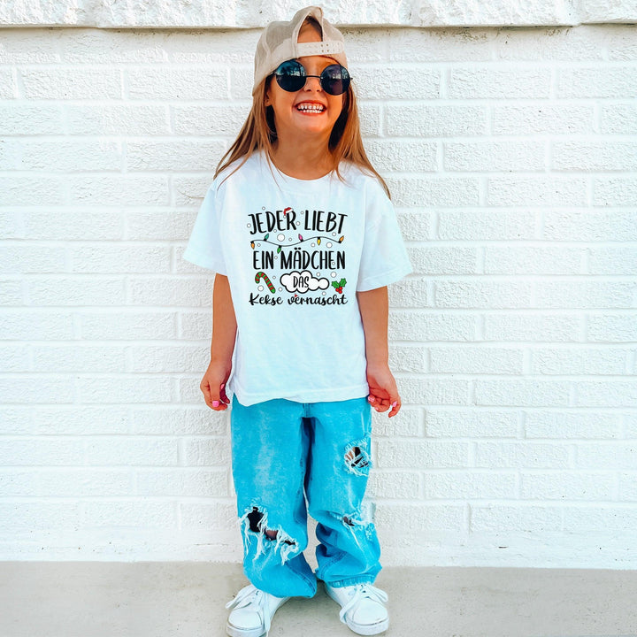 Lustige Weihnachts-Shirts für Kinder | Jeder liebt ein Mädchen... Kinder-T-Shirt-FaceeCo