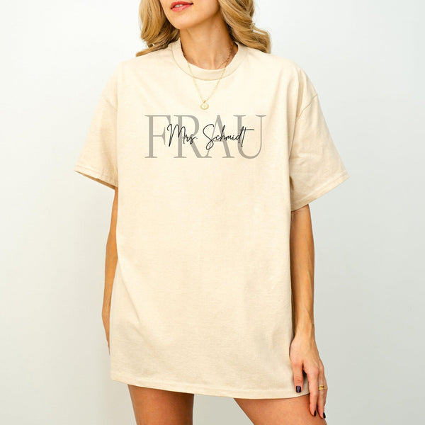 Personalisierter T-Shirt für die Ehefrau | Mrs Shirt-FaceeCo