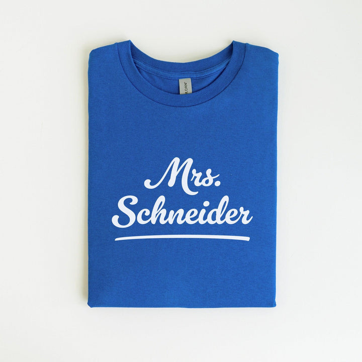 Niedliches Braut T-Shirt mit personalisiertem Namen-FaceeCo