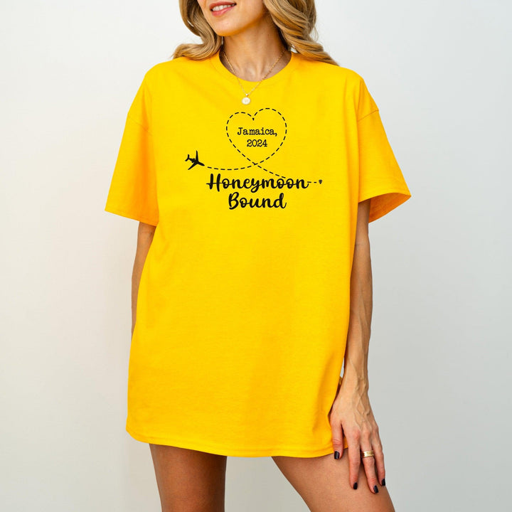Personalisierbares 'Honeymoon Bound' T-Shirt – mit eurem Datum-FaceeCo