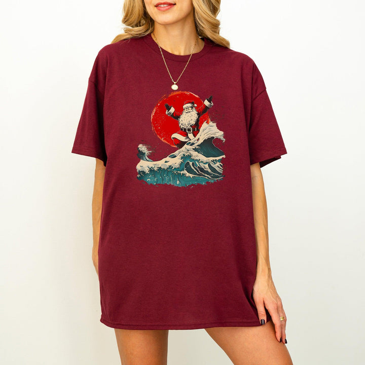 Santa beim Wellenreiten-Shirt | Surfender Santa im japanischen Sonnenuntergang-FaceeCo