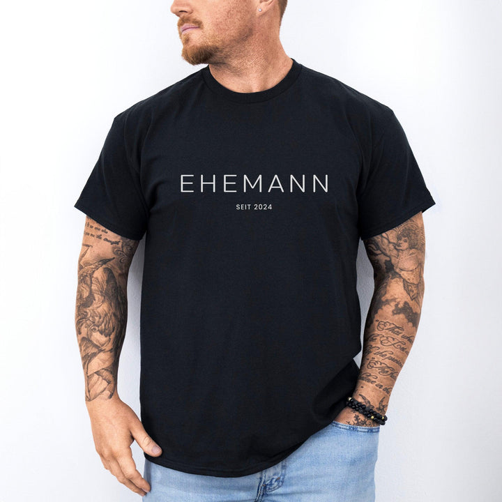 Ehemann und Ehefrau T-Shirts – personalisiert mit Hochzeitsdatum-FaceeCo