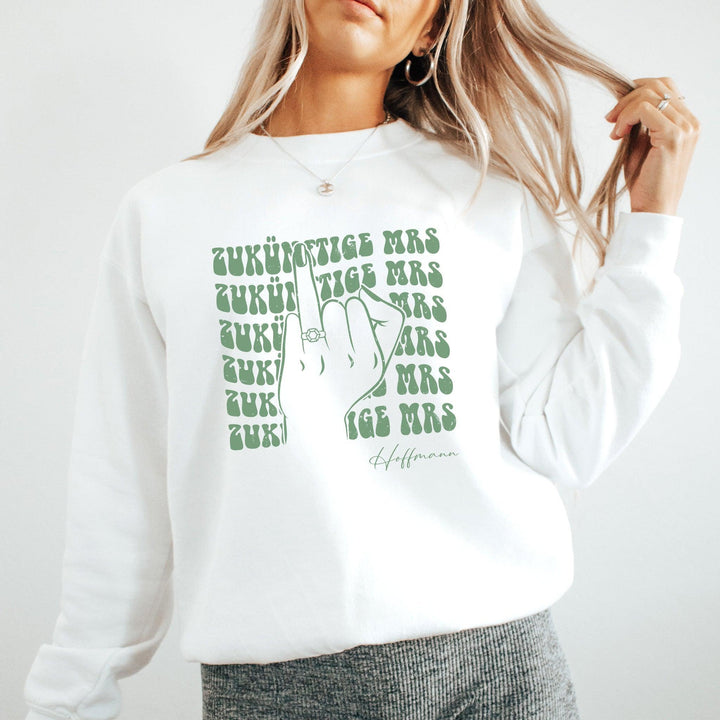 Zukünftige Mrs. Pullover – personalisiert mit Namen-FaceeCo
