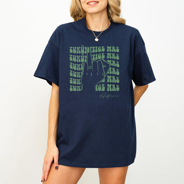 Zukünftige Mrs. T-Shirt – personalisiert für den besonderen Anlass-FaceeCo